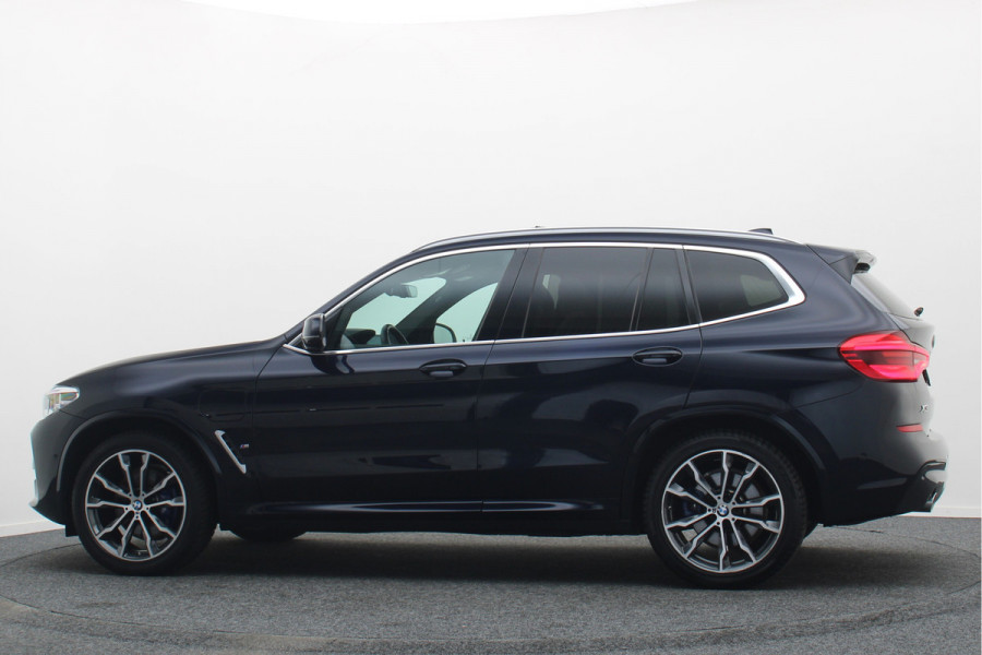 BMW X3 xDrive30e Business Edition Plus Panoramadak, 360° Camera, Leer, Memory, Apple Carplay, 20"