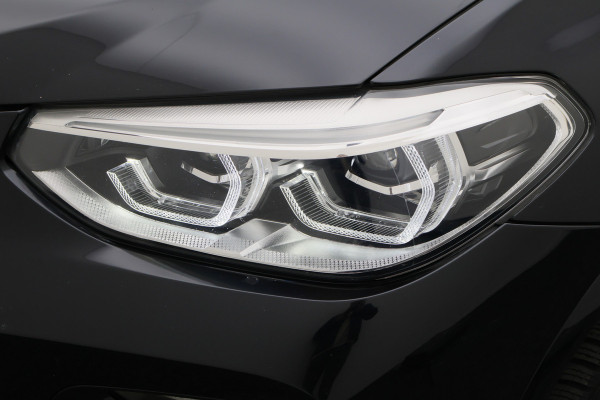 BMW X3 xDrive30e Business Edition Plus Panoramadak, 360° Camera, Leer, Memory, Apple Carplay, 20"