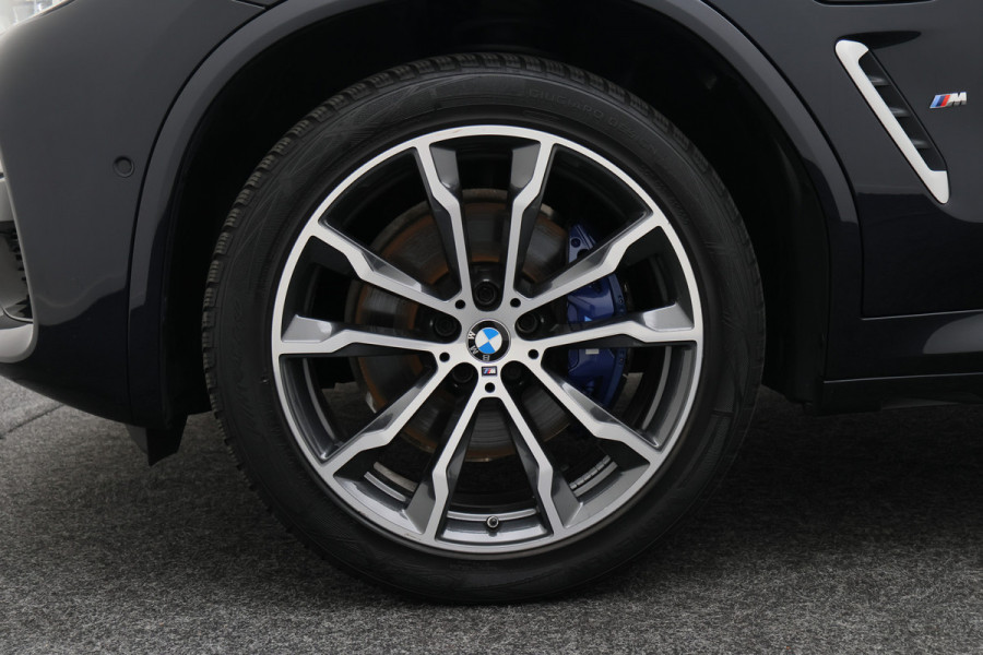 BMW X3 xDrive30e Business Edition Plus Panoramadak, 360° Camera, Leer, Memory, Apple Carplay, 20"