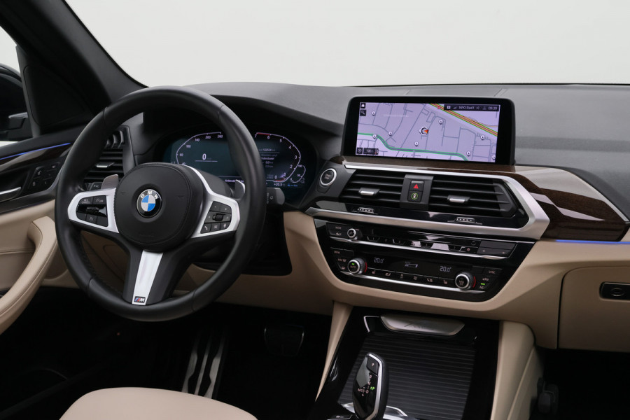 BMW X3 xDrive30e Business Edition Plus Panoramadak, 360° Camera, Leer, Memory, Apple Carplay, 20"