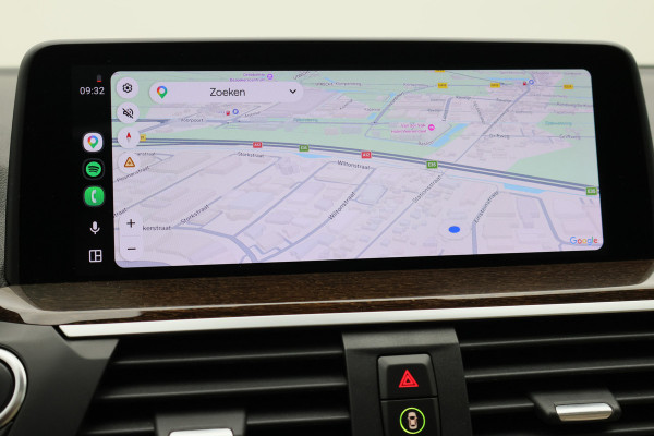 BMW X3 xDrive30e Business Edition Plus Panoramadak, 360° Camera, Leer, Memory, Apple Carplay, 20"