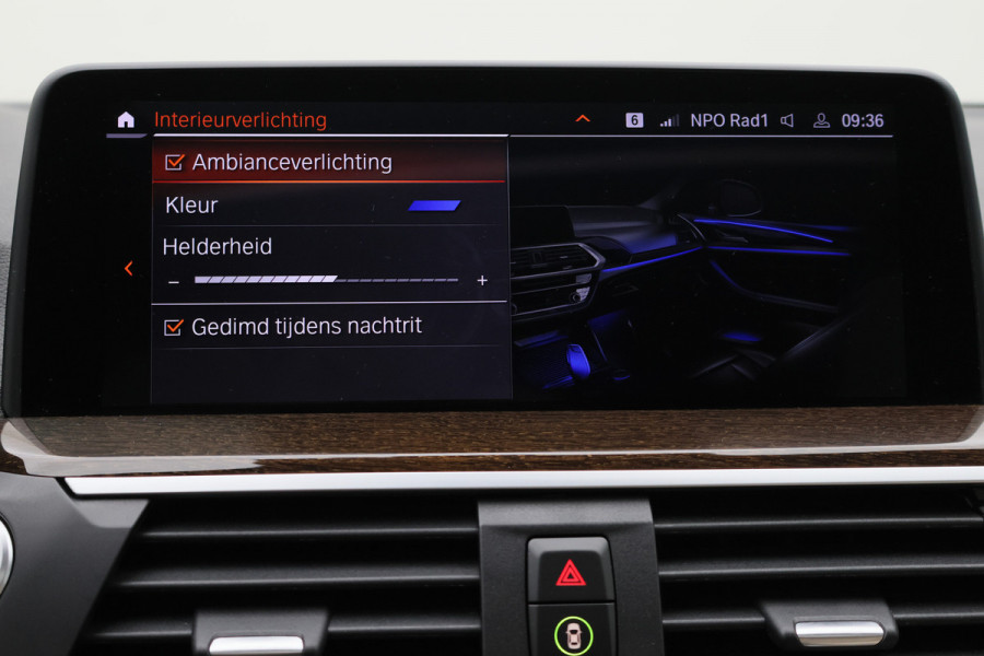 BMW X3 xDrive30e Business Edition Plus Panoramadak, 360° Camera, Leer, Memory, Apple Carplay, 20"