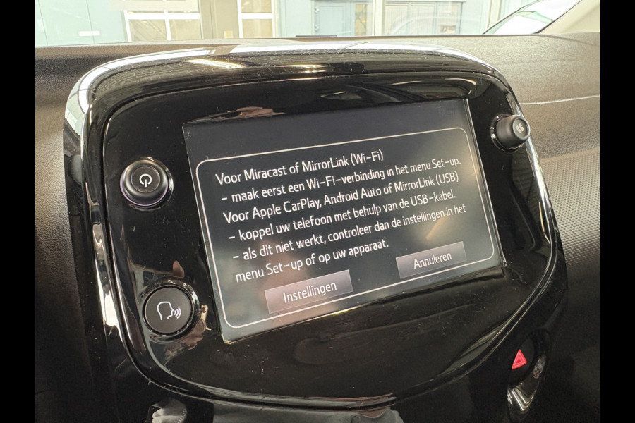 Peugeot 108 1.0 e-VTi Allure 5-drs. KEYLESS/CAMERA/CLIMA/CARPLAY/LIMITER