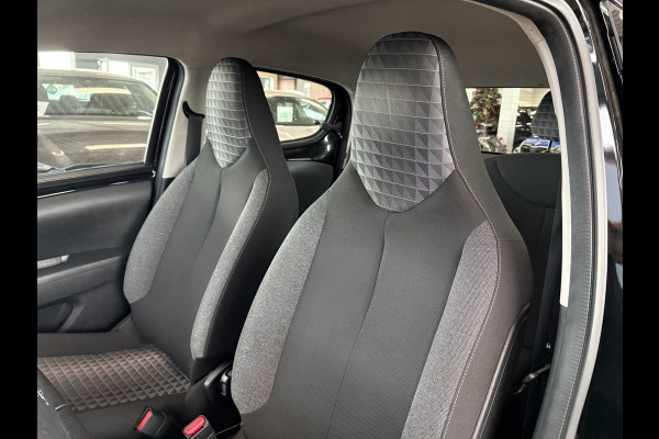 Peugeot 108 1.0 e-VTi Allure 5-drs. KEYLESS/CAMERA/CLIMA/CARPLAY/LIMITER