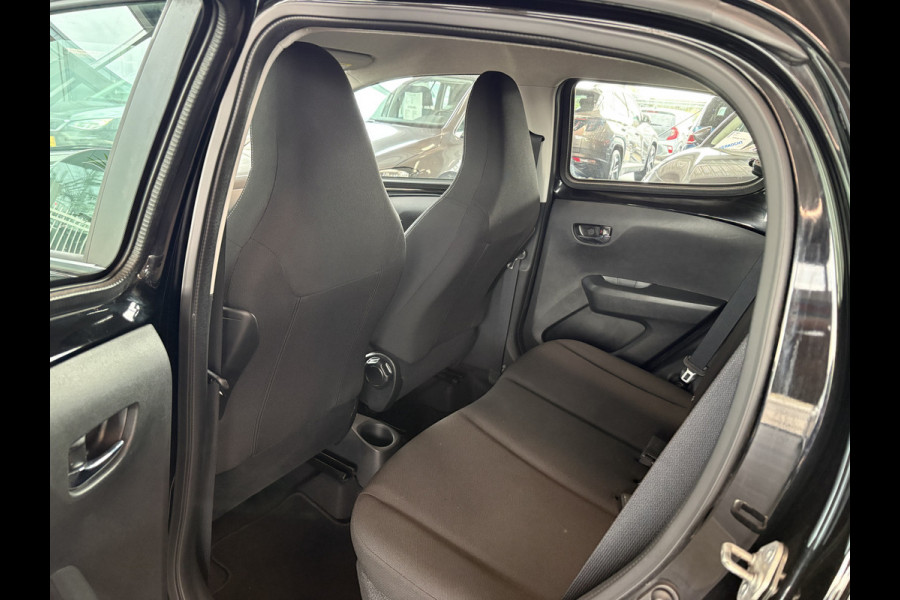 Peugeot 108 1.0 e-VTi Allure 5-drs. KEYLESS/CAMERA/CLIMA/CARPLAY/LIMITER