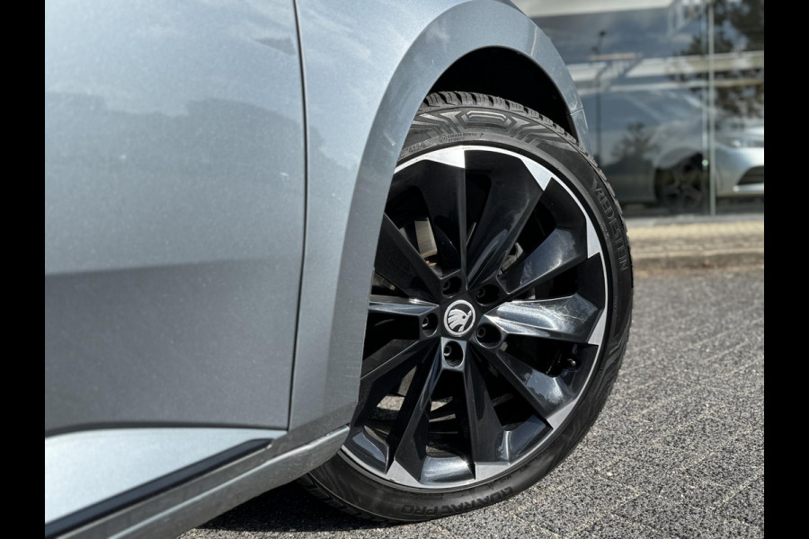Škoda Superb Combi 1.4 TSI iV PHEV Sportline Business | SOH: 91,6% | Matrix Led | All season | Camera | Adaptive CC | Navi | R u i m t e! |