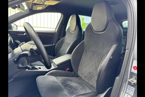Škoda Superb Combi 1.4 TSI iV PHEV Sportline Business | SOH: 91,6% | Matrix Led | All season | Camera | Adaptive CC | Navi | R u i m t e! |