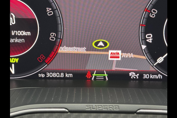 Škoda Superb Combi 1.4 TSI iV PHEV Sportline Business | SOH: 91,6% | Matrix Led | All season | Camera | Adaptive CC | Navi | R u i m t e! |