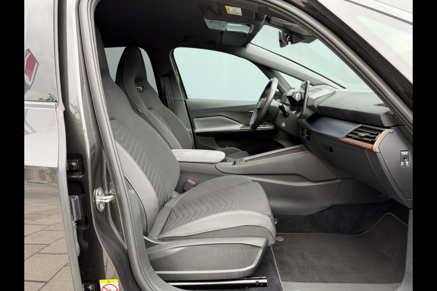 CUPRA Born BWJ 12-2021 | Adrenaline One 62 kWh SOH 91,7% | WARMTEPOMP | CLIMA | STOELVERW | 19'' LMV | CARPLAY | CAMERA A | NAVI