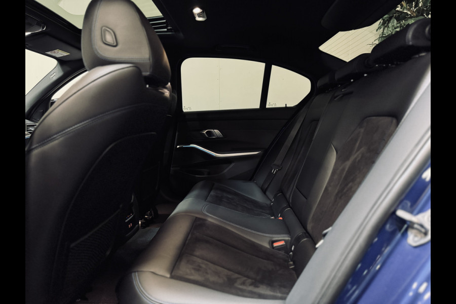 BMW 3 Serie 318i M-Sport | Schuifdak | Carbon | Camera