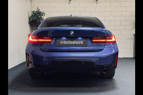 BMW 3 Serie 318i M-Sport | Schuifdak | Carbon | Camera