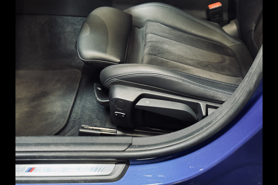 BMW 3 Serie 318i M-Sport | Schuifdak | Carbon | Camera