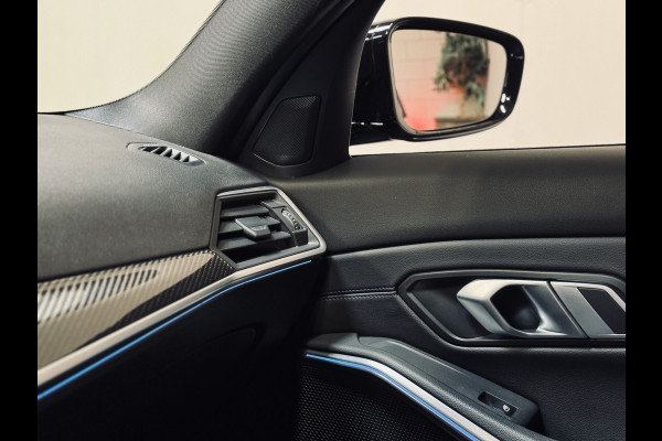 BMW 3 Serie 318i M-Sport | Schuifdak | Carbon | Camera
