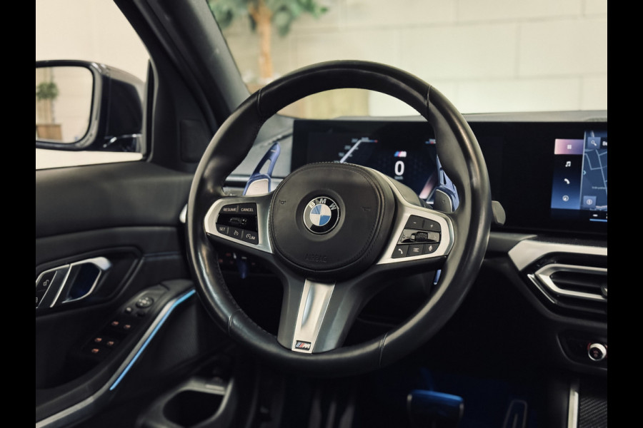 BMW 3 Serie 318i M-Sport | Schuifdak | Carbon | Camera