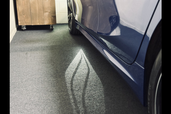 BMW 3 Serie 318i M-Sport | Schuifdak | Carbon | Camera