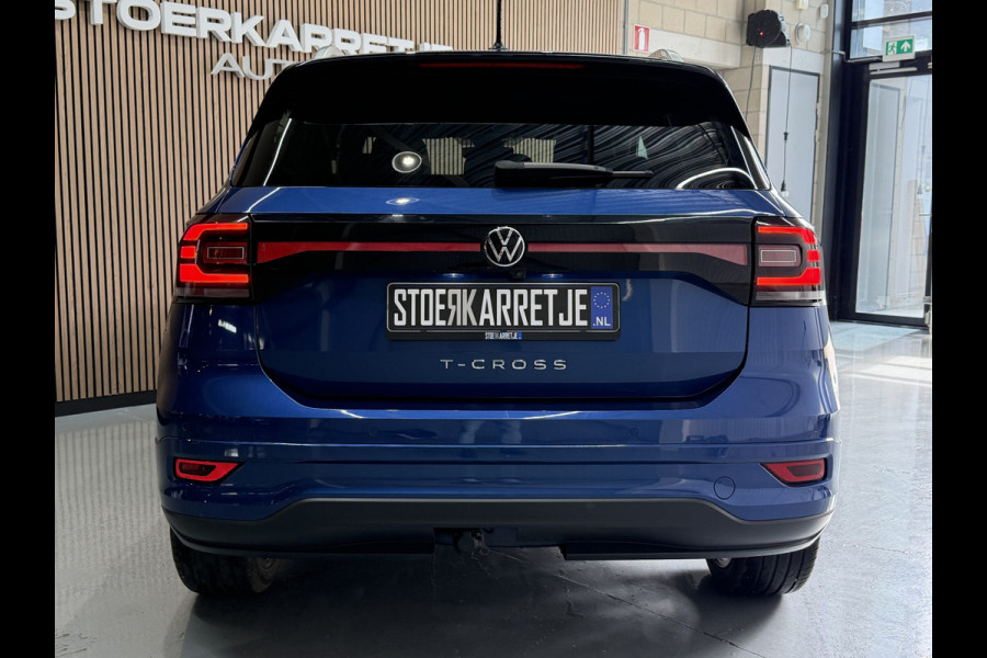 Volkswagen T-Cross 1.5 TSI 150pk Style R-Line | Navi | 18" | ACC | Dodehoek | Camera | Carplay |