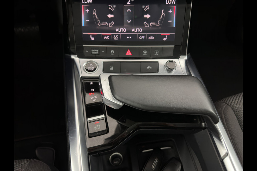 Audi e-tron 55 quattro edition 95 kWh [3-Fase-11kW] {SoH-95%} (INCL.BTW) *FULL-LED | HEATED-COMFORTSEATS | DIGI-COCKPIT | NAVI-FULLMAP | CAMERA | DAB+ | ECC | PDC | CRUISE | 20''ALU*