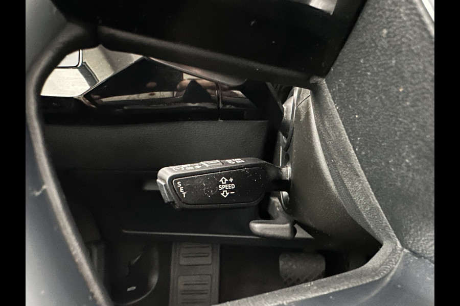 Audi e-tron 55 quattro edition 95 kWh [3-Fase-11kW] {SoH-95%} (INCL.BTW) *FULL-LED | HEATED-COMFORTSEATS | DIGI-COCKPIT | NAVI-FULLMAP | CAMERA | DAB+ | ECC | PDC | CRUISE | 20''ALU*