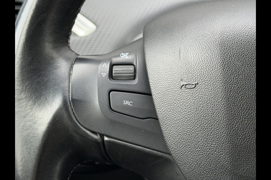 Peugeot 2008 BWJ 2019 | 1.2T 131PK GT-Line | TREKHAAK | LEDER/STOF | STOELVERW | CLIMA | NAVI | PDC | SPORTSTOELEN |