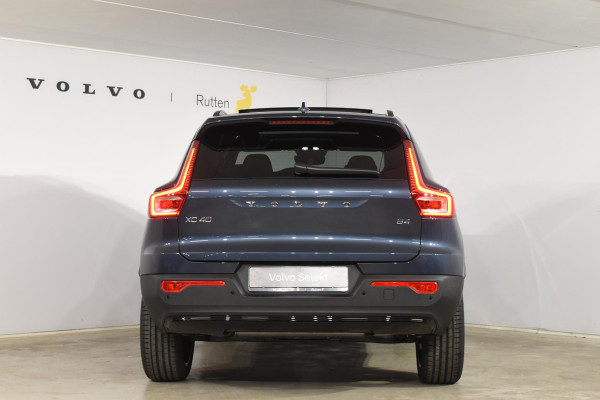 Volvo XC40 B4 211PK Automaat Plus Dark