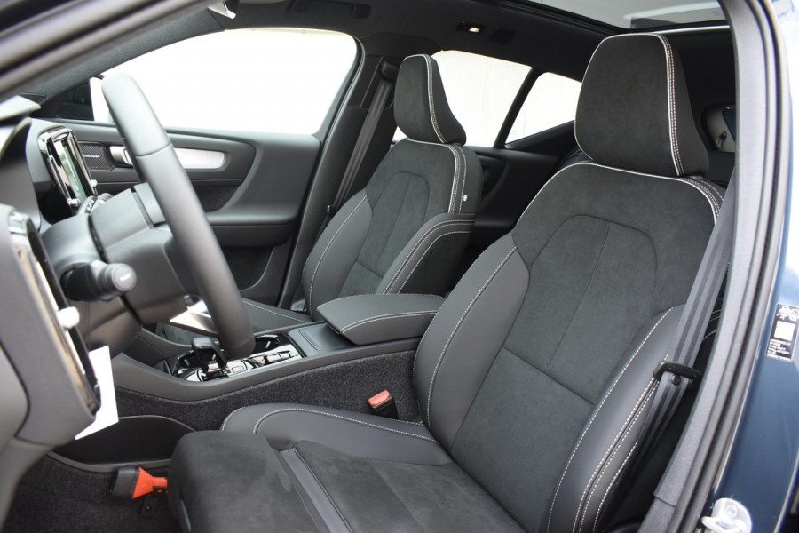 Volvo XC40 B4 211PK Automaat Plus Dark