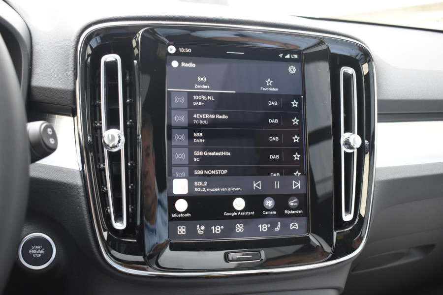 Volvo XC40 B4 211PK Automaat Plus Dark