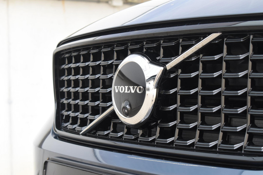 Volvo XC40 B4 211PK Automaat Plus Dark