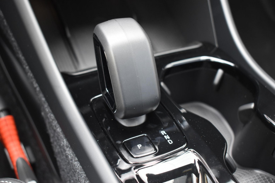 Volvo XC40 B4 211PK Automaat Plus Dark