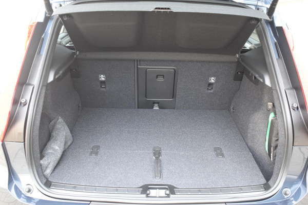 Volvo XC40 B4 211PK Automaat Plus Dark