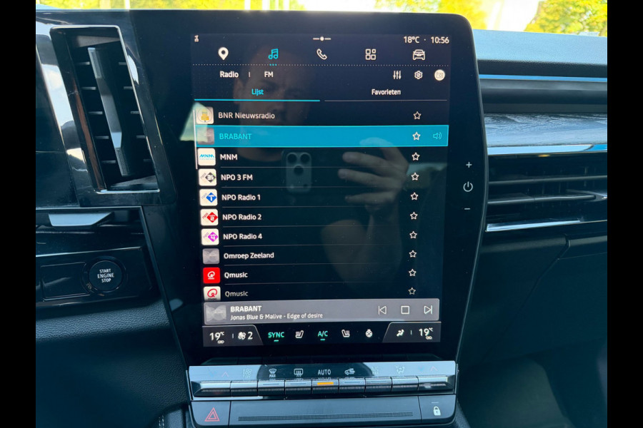 Renault Austral 1.2 E-Tech full hybrid 200 Iconic 4 Contr./ Harman/Kardon Sound / Head up / Stoel&stuurwiel verw.