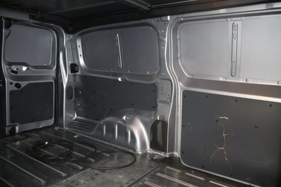 Opel Vivaro-e L3 75 kWh Airco Navigatie