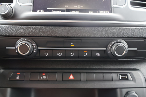Opel Vivaro-e L3 75 kWh Airco Navigatie
