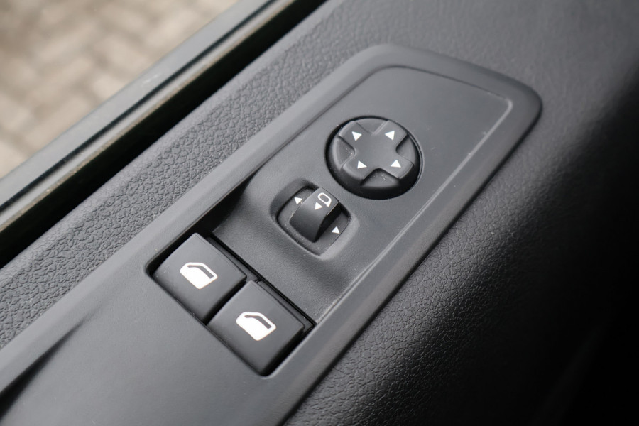Opel Vivaro-e L3 75 kWh Airco Navigatie