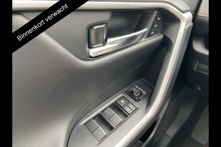 Toyota RAV4 2.5 Plug-in Hybrid AWD Bi-Tone Plus | 1500 KG trekgewicht | JBL Audio | Stoelverwarming & ventilatie | Memory Seats | Panoramadak
