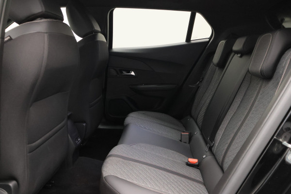 Peugeot 2008 1.2 PureTech 100 Allure Virtual Cockpit, LED, Apple Carplay, Lane Assist, PDC