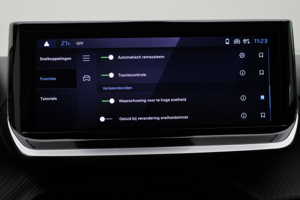Peugeot 2008 1.2 PureTech 100 Allure Virtual Cockpit, LED, Apple Carplay, Lane Assist, PDC