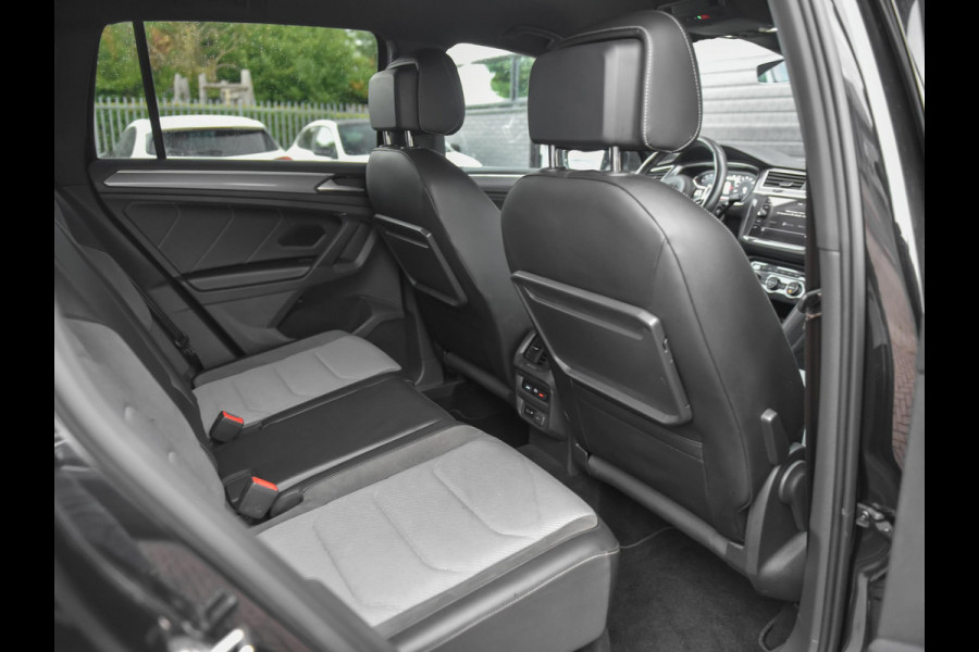 Volkswagen Tiguan 2.0 TSI 4Motion R-Line Back Edition ACC 20 inch Navi Camera