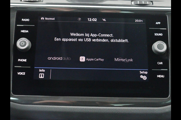 Volkswagen Tiguan 2.0 TSI 4Motion Highline Business R | Adaptive cruise | Carplay | Stuur/stoel verwarming | 3 zone klimaat | Climate control | Bluetooth | Navigatie  | Elektrische achterklep