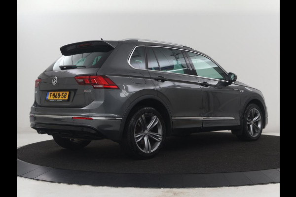 Volkswagen Tiguan 2.0 TSI 4Motion Highline Business R | Adaptive cruise | Carplay | Stuur/stoel verwarming | 3 zone klimaat | Climate control | Bluetooth | Navigatie  | Elektrische achterklep
