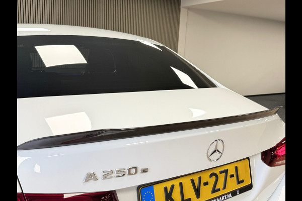 Mercedes-Benz A-Klasse 250e Business Solution AMG Limited SFEERVERL CLIMATE CRUISE 360CAM PDC