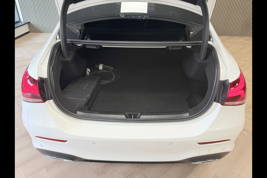 Mercedes-Benz A-Klasse 250e Business Solution AMG Limited SFEERVERL CLIMATE CRUISE 360CAM PDC