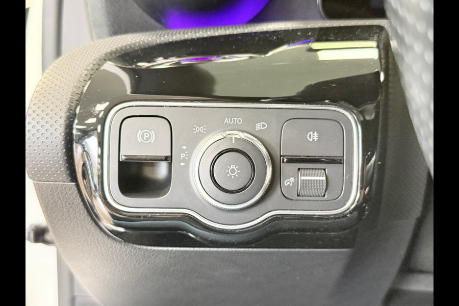 Mercedes-Benz A-Klasse 250e Business Solution AMG Limited SFEERVERL CLIMATE CRUISE 360CAM PDC