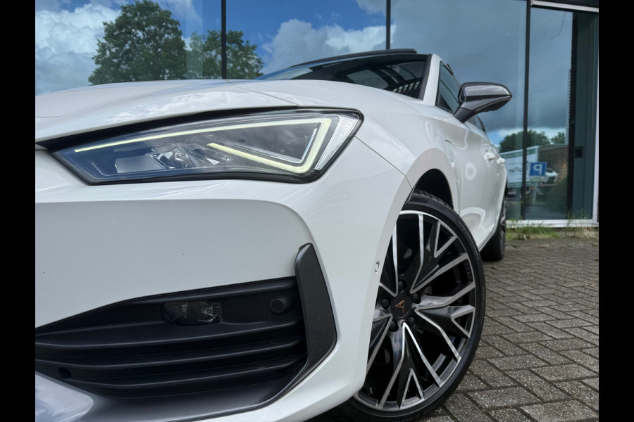 CUPRA Leon 1.4 e-Hybrid VZ Performance - Automaat - Pano/Schuifdak - Navi - org.NL