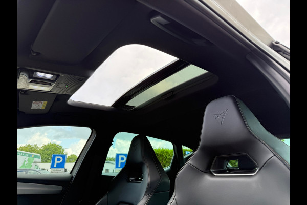 CUPRA Leon 1.4 e-Hybrid VZ Performance - Automaat - Pano/Schuifdak - Navi - org.NL