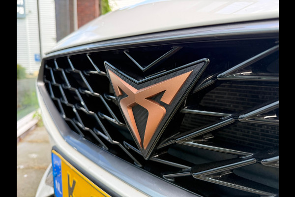 CUPRA Leon 1.4 e-Hybrid VZ Performance - Automaat - Pano/Schuifdak - Navi - org.NL