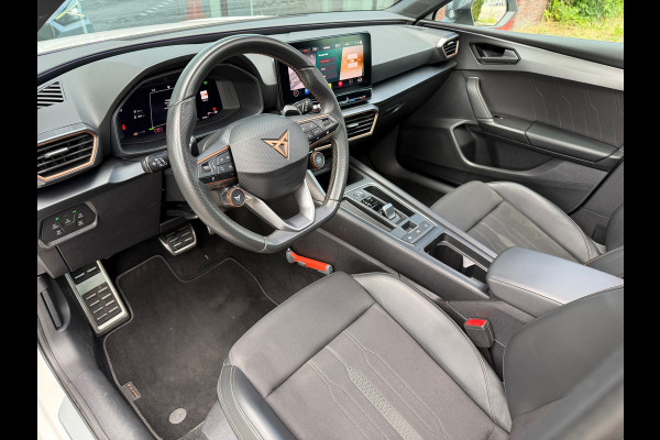 CUPRA Leon 1.4 e-Hybrid VZ Performance - Automaat - Pano/Schuifdak - Navi - org.NL