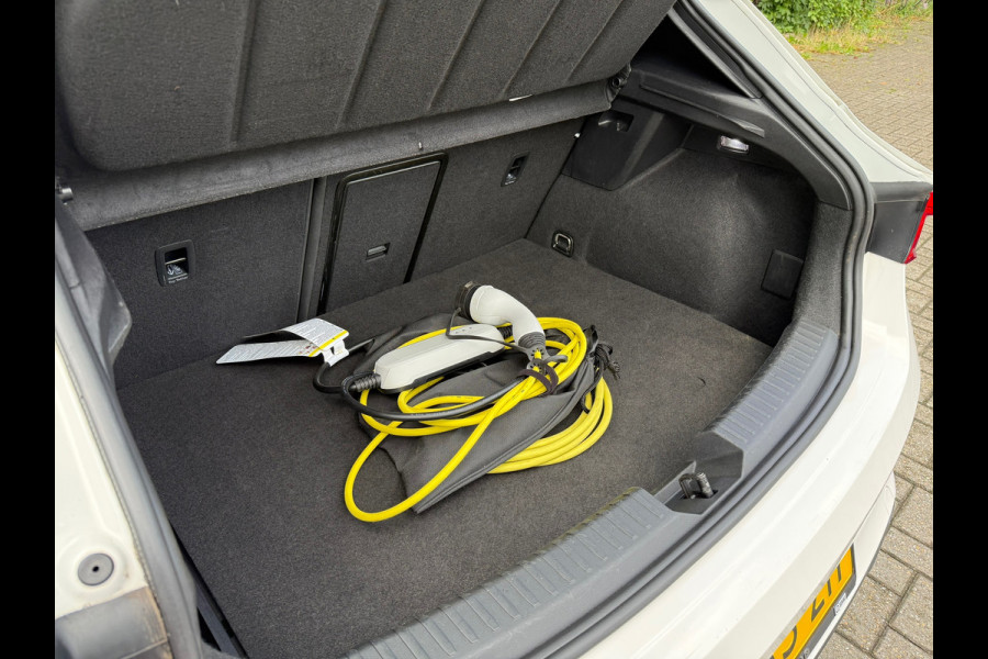 CUPRA Leon 1.4 e-Hybrid VZ Performance - Automaat - Pano/Schuifdak - Navi - org.NL