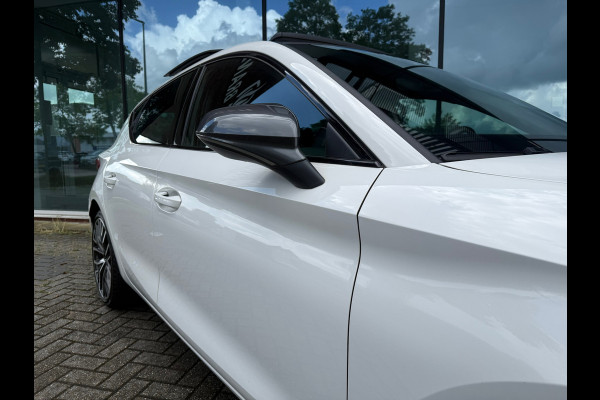 CUPRA Leon 1.4 e-Hybrid VZ Performance - Automaat - Pano/Schuifdak - Navi - org.NL