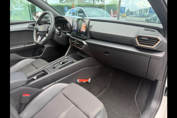 CUPRA Leon 1.4 e-Hybrid VZ Performance - Automaat - Pano/Schuifdak - Navi - org.NL