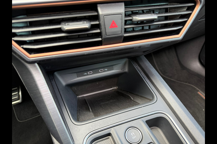 CUPRA Leon 1.4 e-Hybrid VZ Performance - Automaat - Pano/Schuifdak - Navi - org.NL
